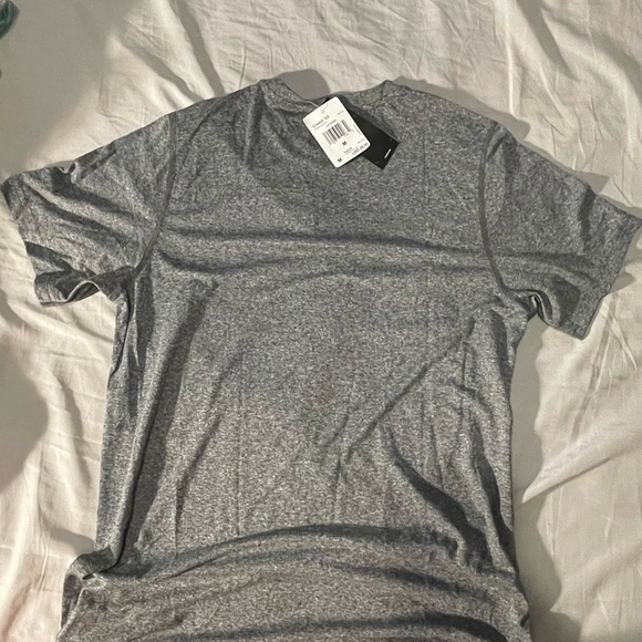 ADIDAS Tee - Picture 3 of 3